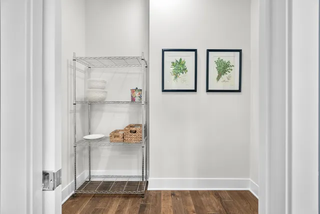 $1,299,000 | 1 Hill Farm Court, Unit 302, North Oaks, MN 55127