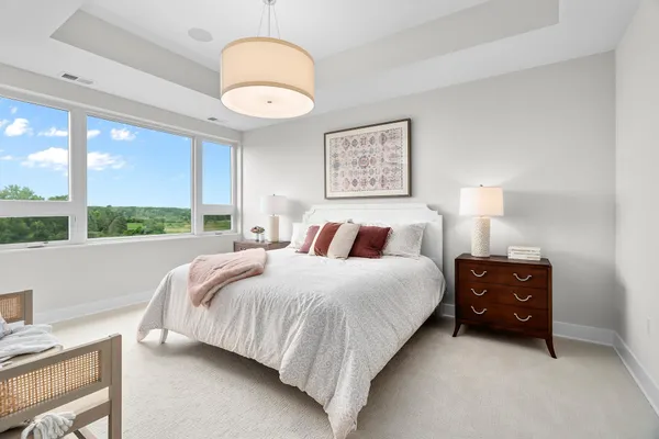 $1,299,000 | 1 Hill Farm Court, Unit 302, North Oaks, MN 55127