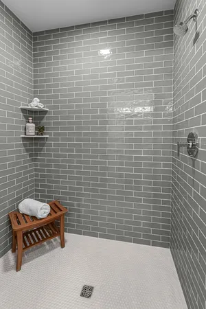 $1,299,000 | 1 Hill Farm Court, Unit 302, North Oaks, MN 55127