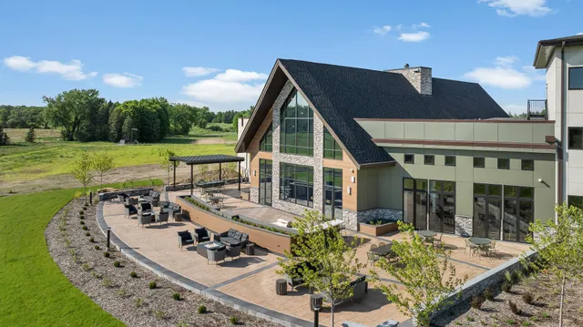 $1,299,000 | 1 Hill Farm Court, Unit 302, North Oaks, MN 55127