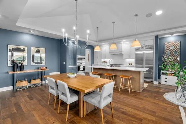 $1,299,000 | 1 Hill Farm Court, Unit 302, North Oaks, MN 55127