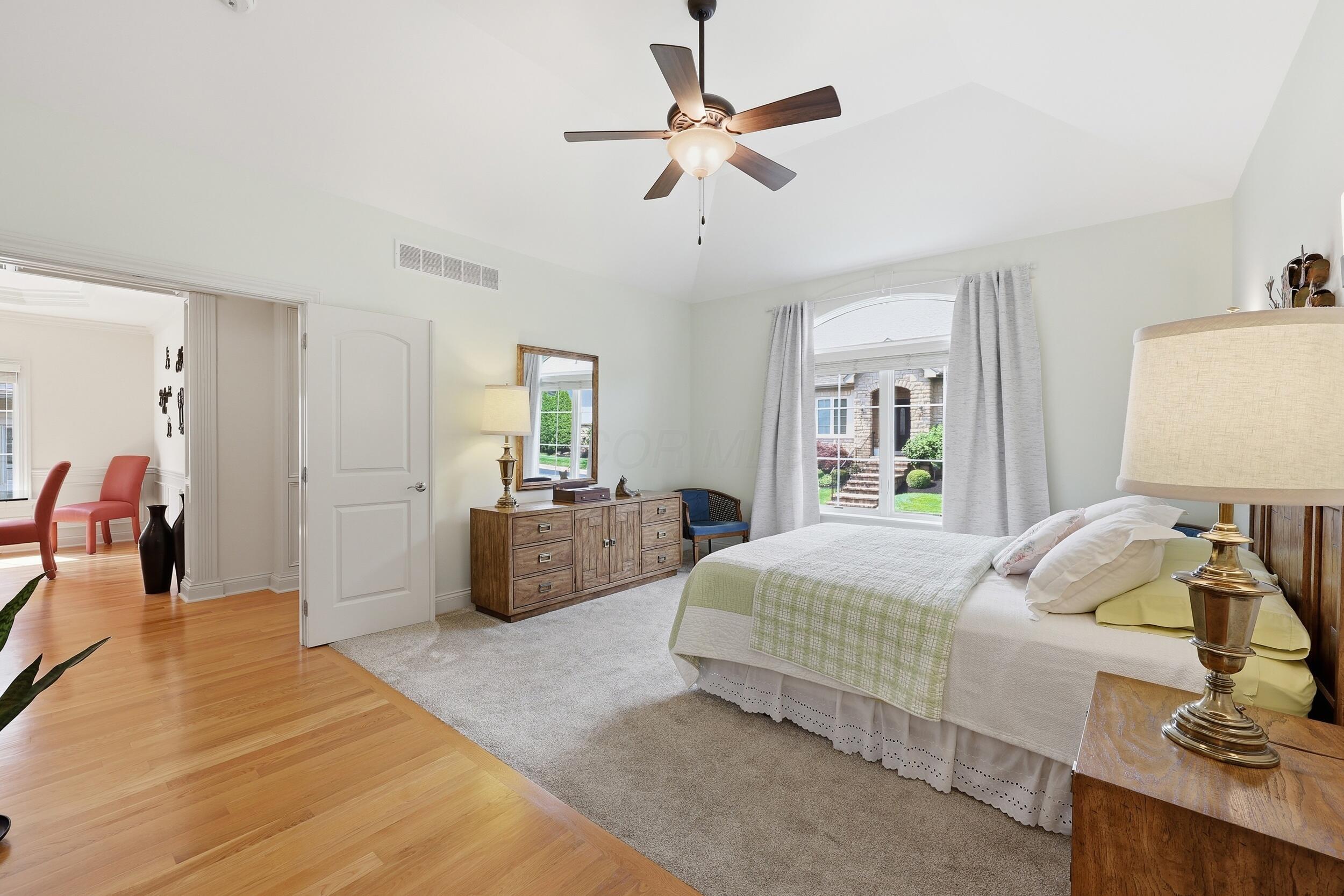 3233 Armscote Road Dublin, OH 43017 - Photo 20 of 46 Primary bedroom