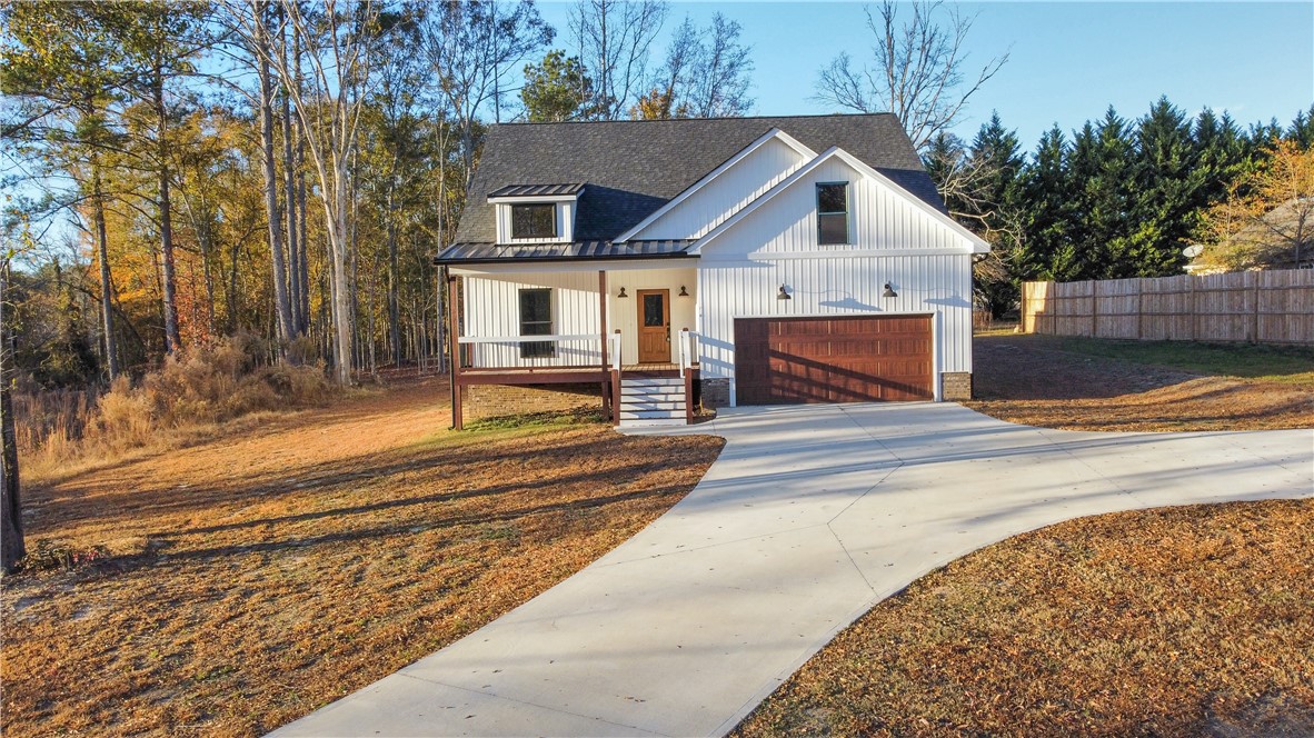 704 Sherwood Avenue Honea Path, SC 29654 - Photo 1 of 39