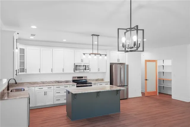 $375,000 | 704 Sherwood Avenue, Honea Path, SC 29654