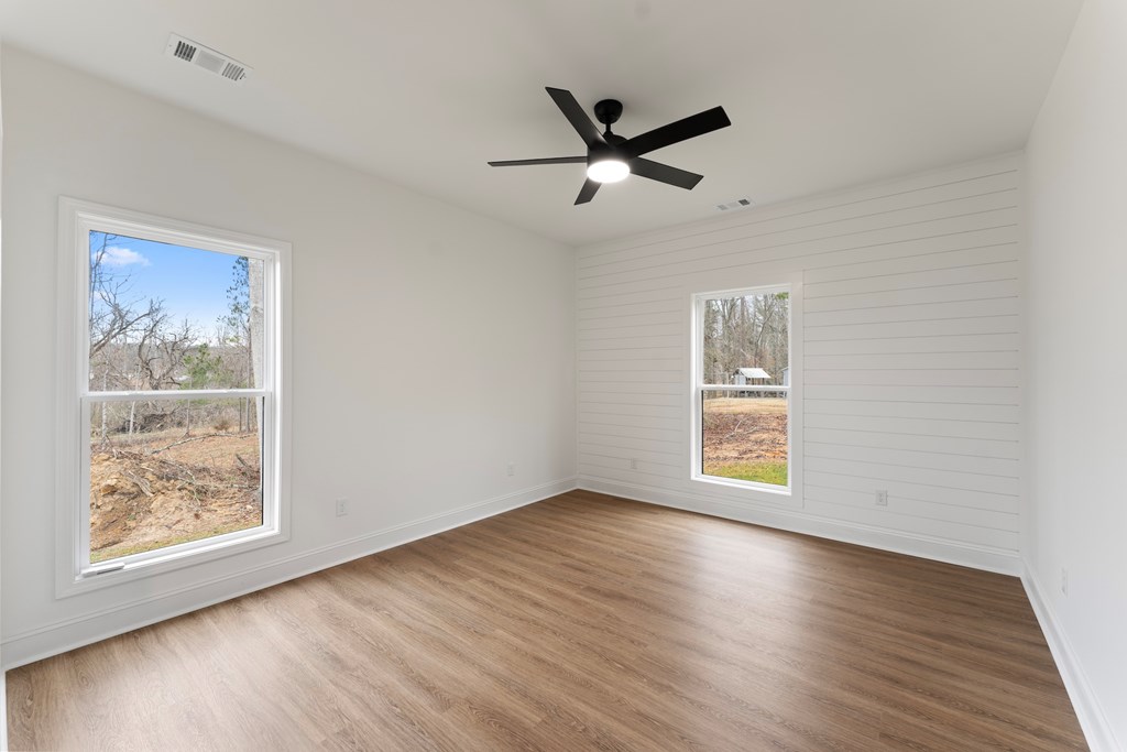 704 Sherwood Avenue Honea Path, SC 29654 - Photo 20 of 39 PRIMARY BEDROOM
