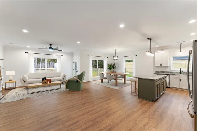 $375,000 | 704 Sherwood Avenue, Honea Path, SC 29654