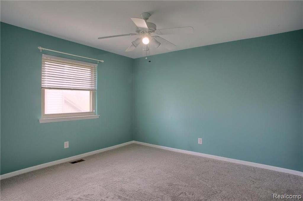 51955 Lillian Road Chesterfield, MI 48047 - Photo 22 of 33