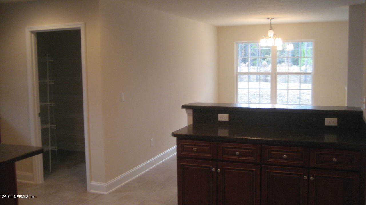 2988 Longleaf Ranch Circle Middleburg, FL 32068 - Photo 9 of 19 From Kitchen to Brkfst rm