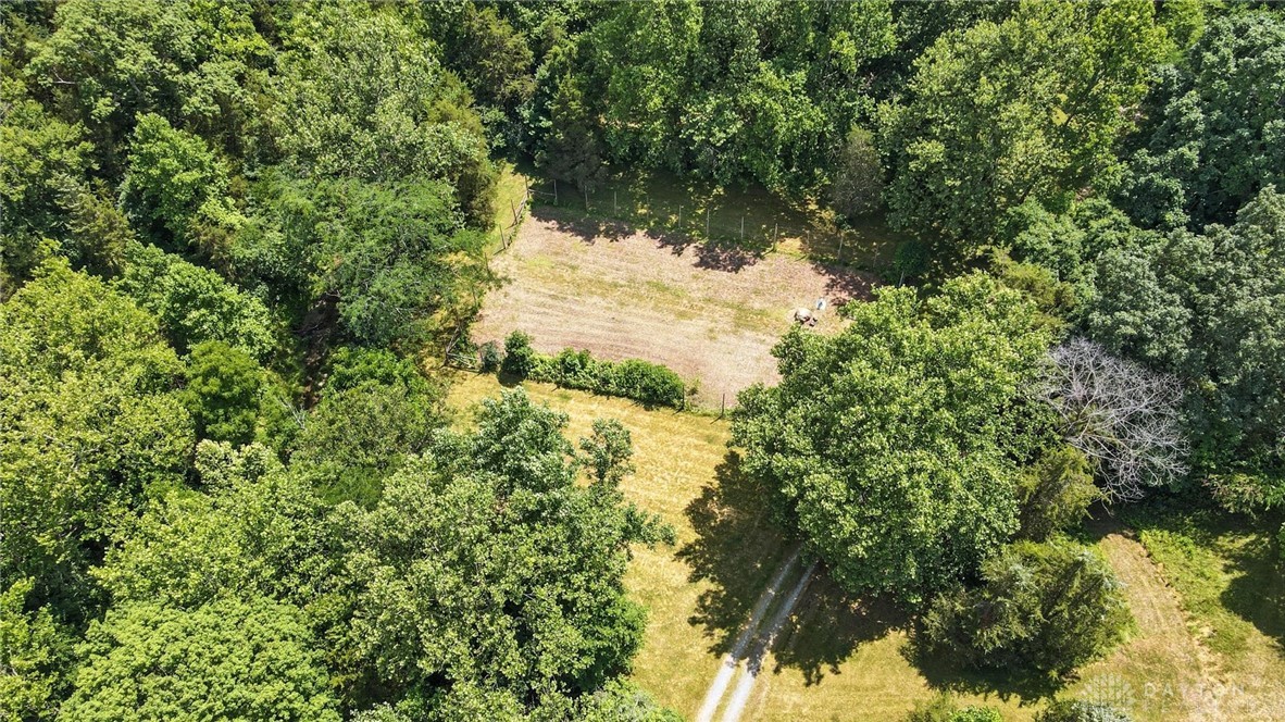 13100 Prichard Road Middletown, OH 45042 - Photo 4 of 44