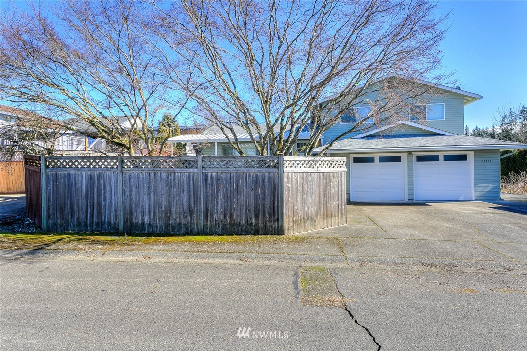 19808 144th Place Southeast Renton, WA 98058 - Photo 2 of 25 Gallery Image 2