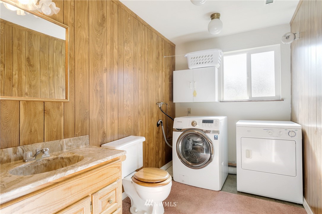 19808 144th Place Southeast Renton, WA 98058 - Photo 13 of 25 Gallery Image 13
