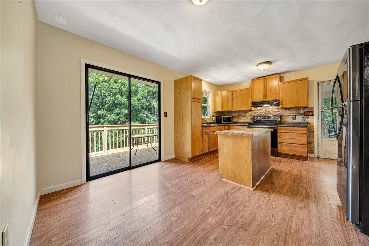 304 Sky View Road Goodview, VA 24095 - Photo 8 of 26 Kitchen
