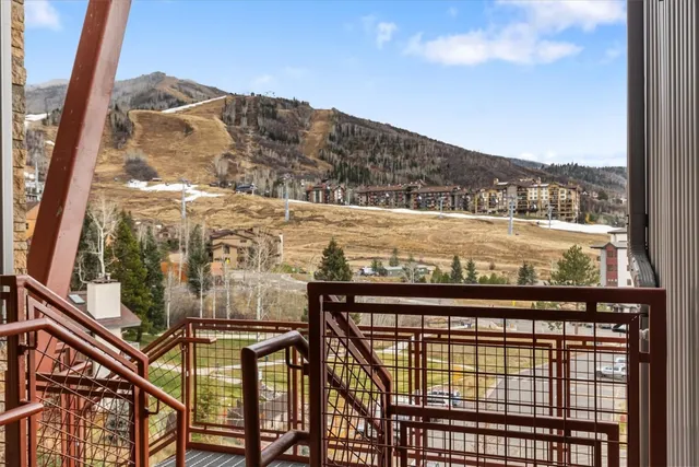 a view of a large window with an outdoor space