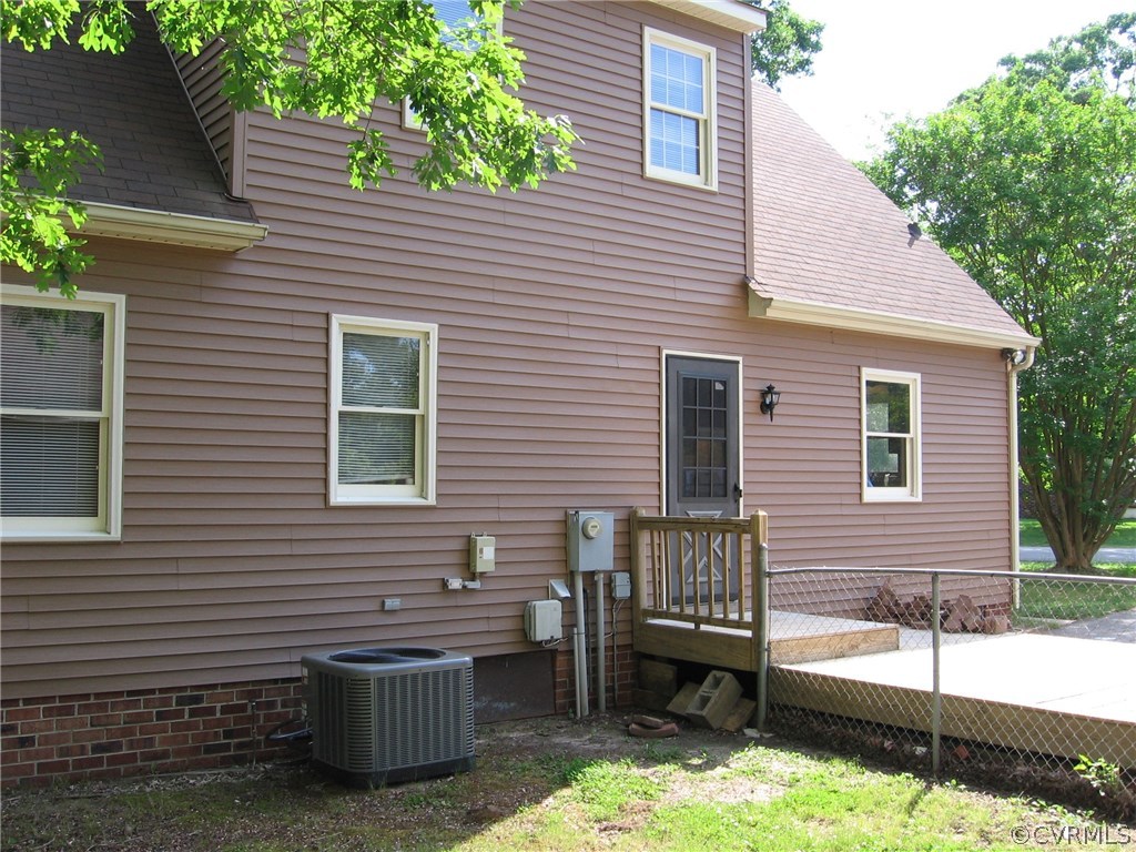 1900 Graves Road Sandston, VA 23150 - Photo 6 of 20 Gallery Image 6