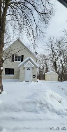 $1,700 | 81 East Street, Buffalo, NY 14207