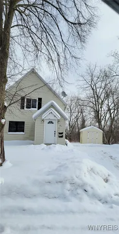 $1,700 | 81 East Street, Buffalo, NY 14207