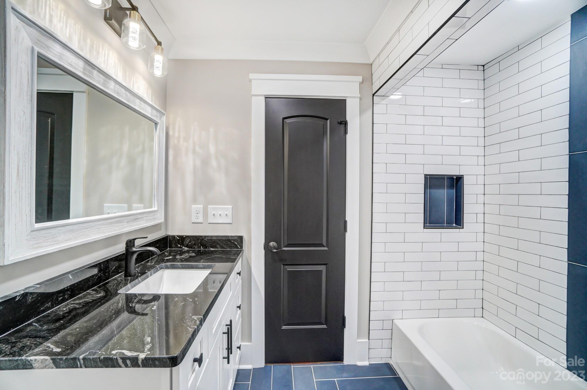 405 Fielding Road Charlotte, NC 28214 - Photo 24 of 47 Gallery Image 24