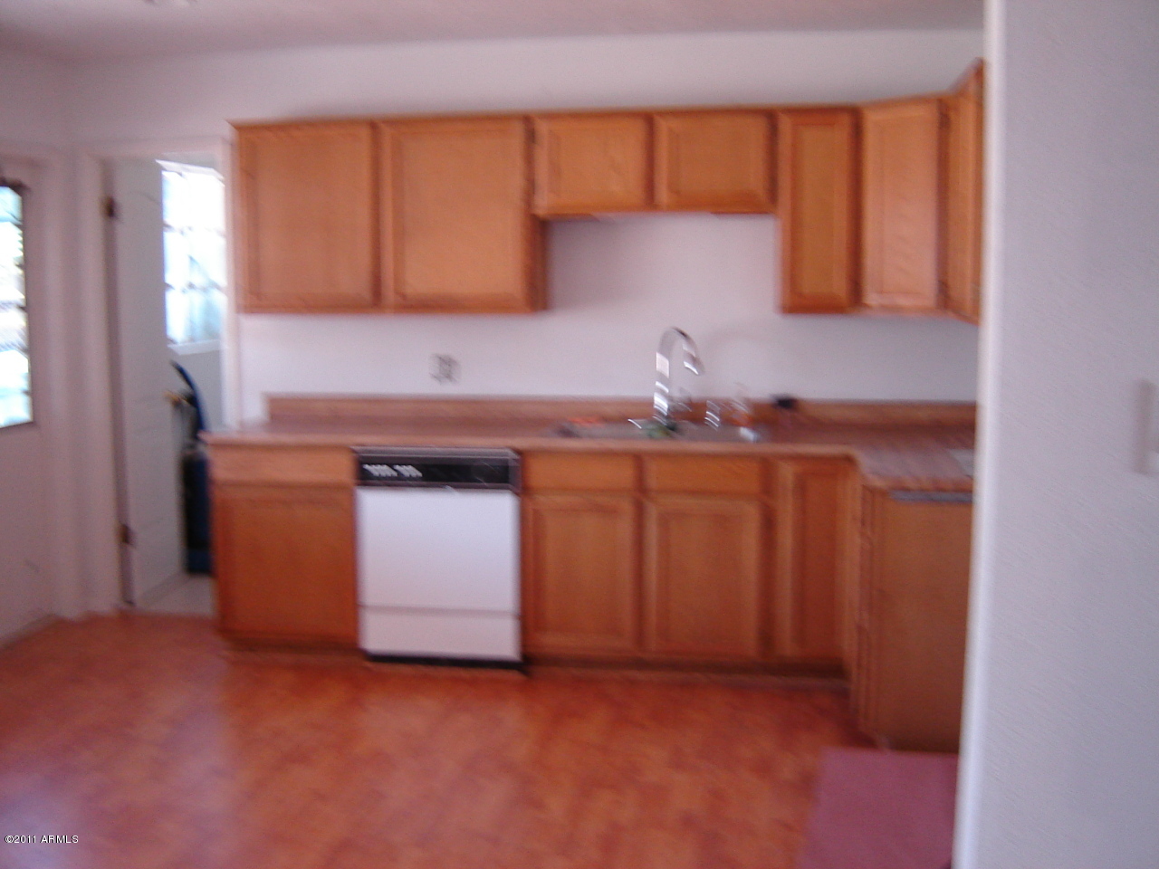 3908 West Bethany Home Road Phoenix, AZ 85019 - Photo 5 of 10 Ktichen