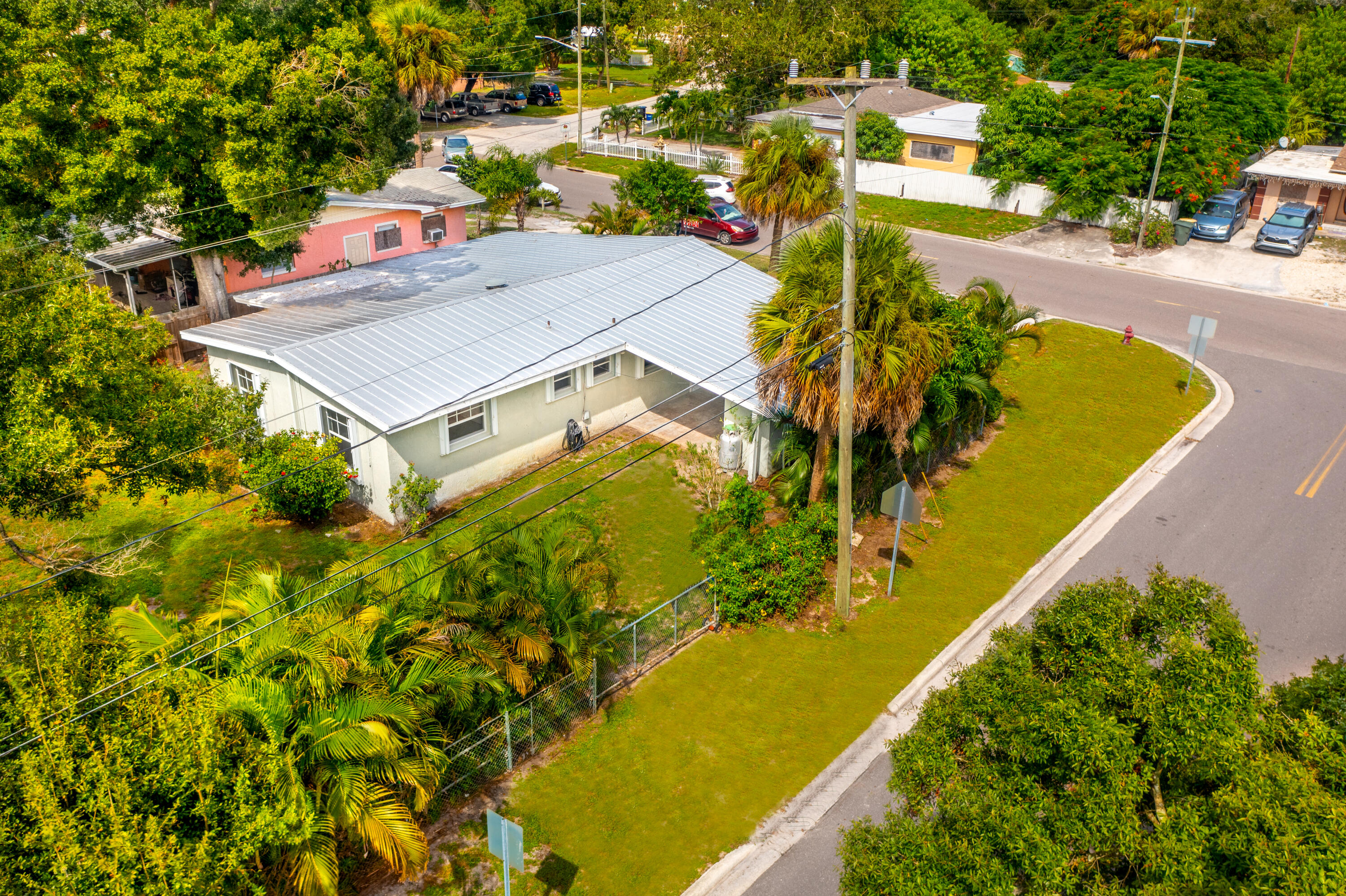 1219 South 10th Street Fort Pierce, FL 34950 - Photo 15 of 29 an aerial view of a house with a swimming pool