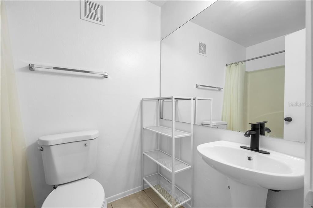 4000 Southwest 23rd Street, Unit 4305 Gainesville, FL 32608 - Photo 20 of 30