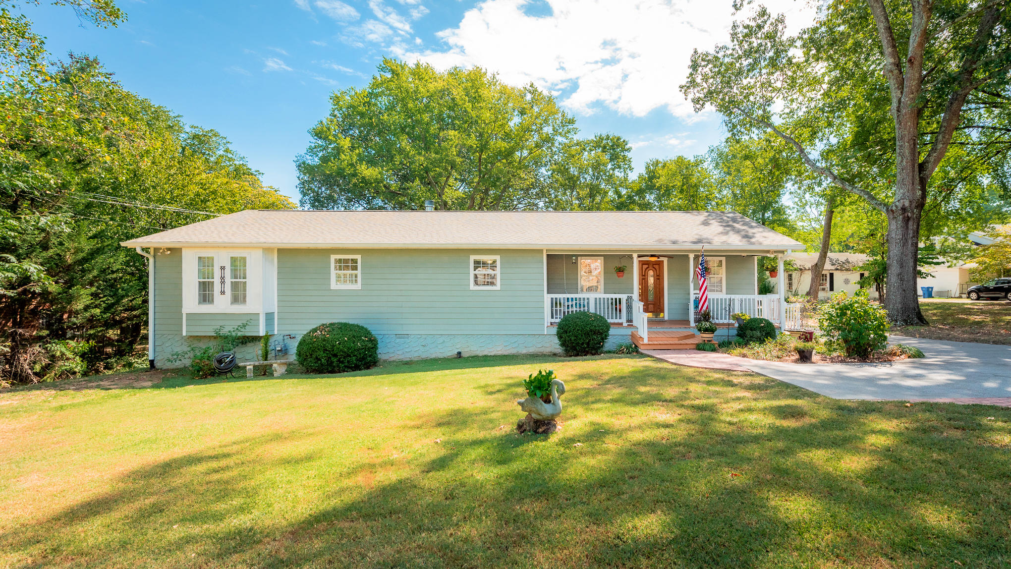 2124 Mae Dell Road Chattanooga, TN 37421 - Photo 1 of 37 DSC_7913