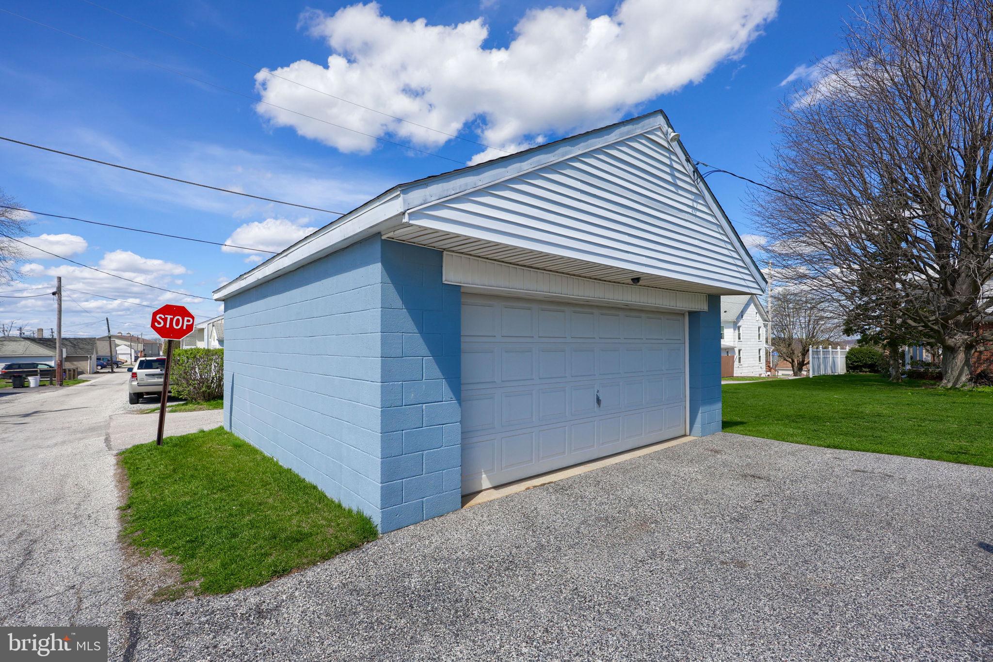 328 West Maple Street Dallastown, PA 17313 - Photo 27 of 37 a front view of a house with garden