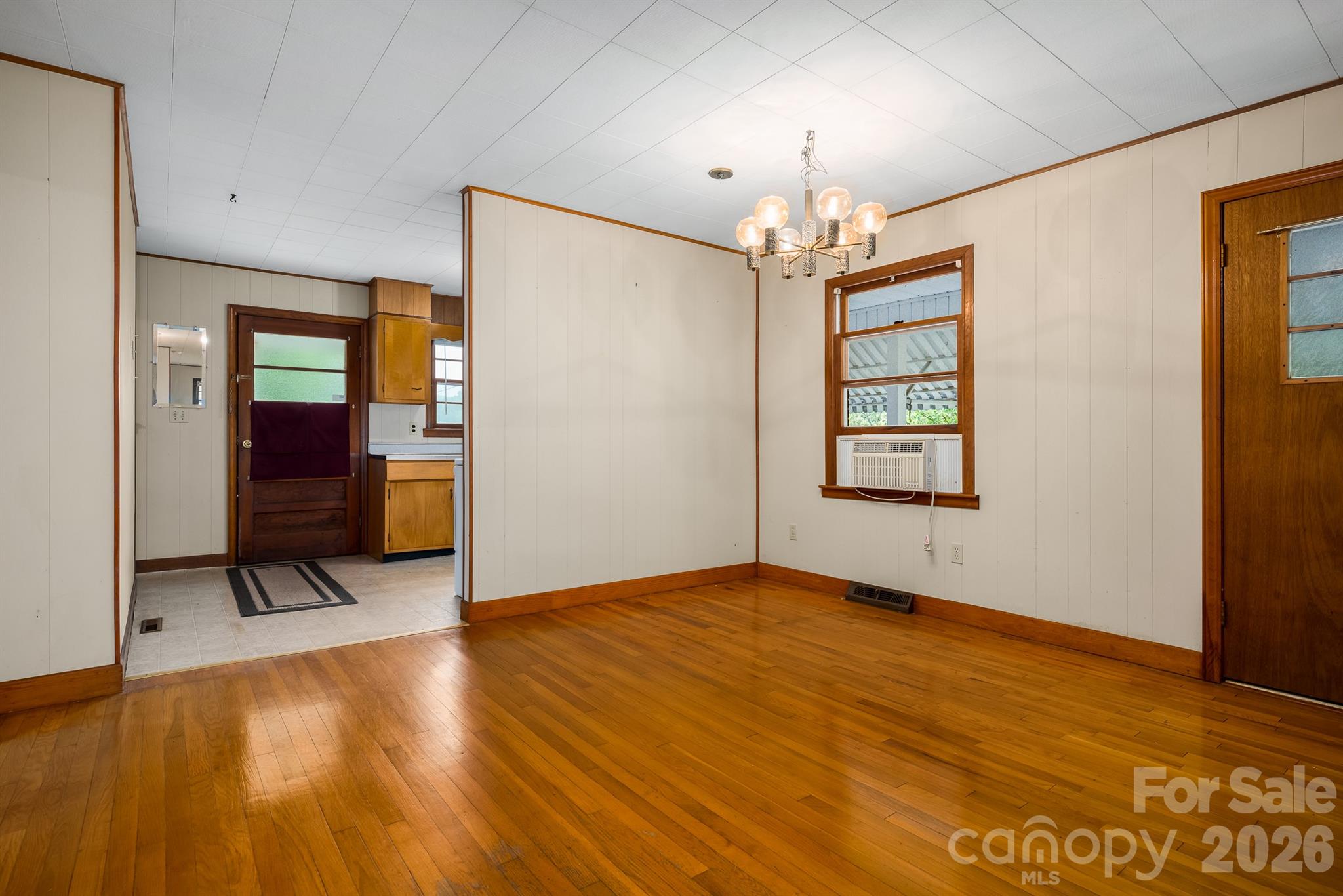 302 Sprinkle Branch Road Marshall, NC 28753 - Photo 20 of 38