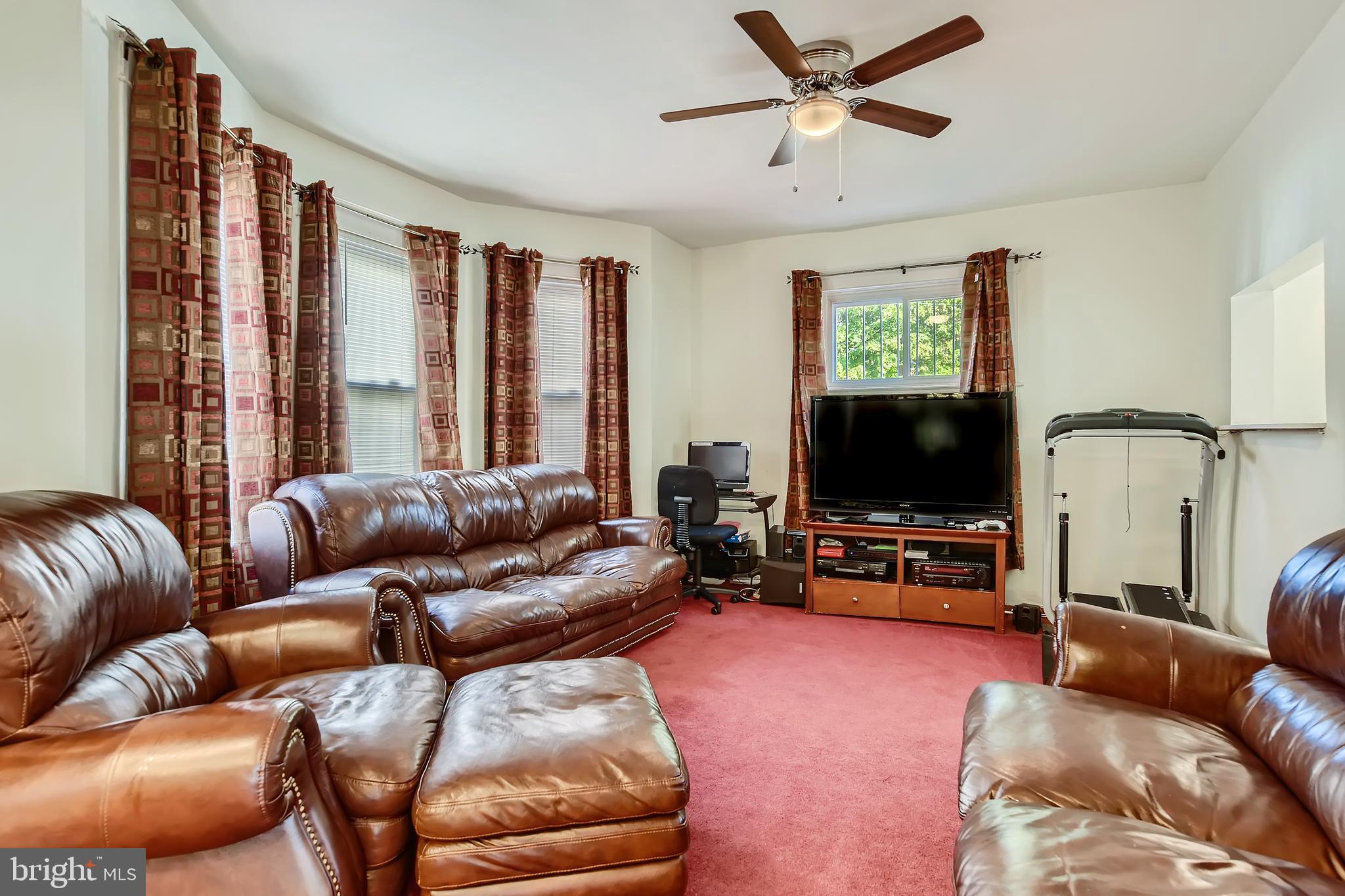 2713 Allendale Road Baltimore, MD 21216 - Photo 5 of 26