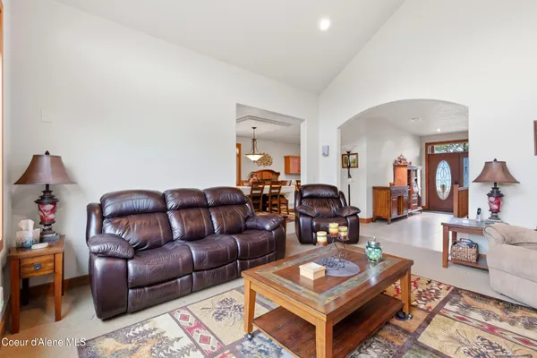 $775,000 | 418 Hanaford Road, Blanchard, ID 83804