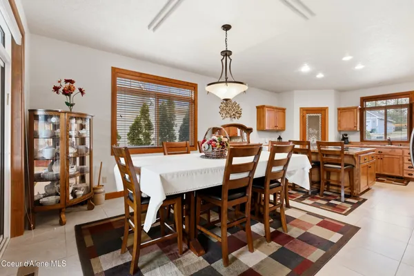 $775,000 | 418 Hanaford Road, Blanchard, ID 83804