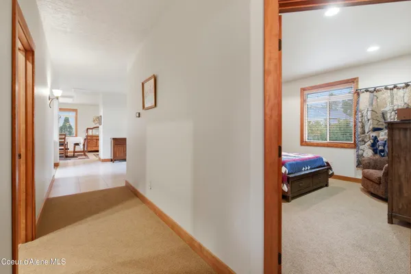 $775,000 | 418 Hanaford Road, Blanchard, ID 83804