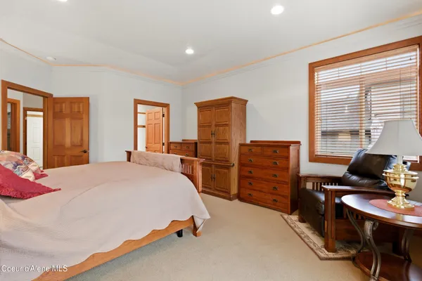 $775,000 | 418 Hanaford Road, Blanchard, ID 83804