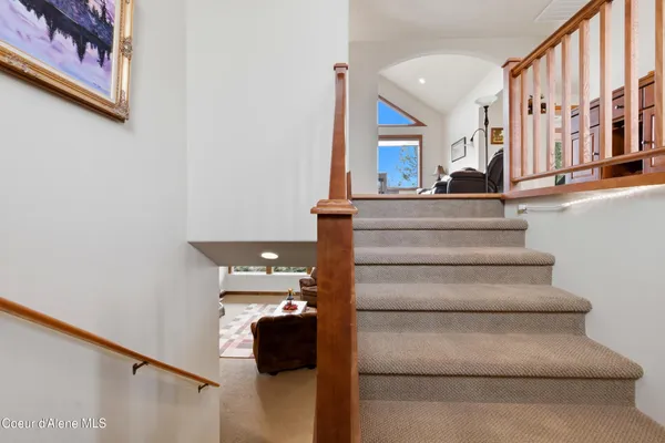 $775,000 | 418 Hanaford Road, Blanchard, ID 83804