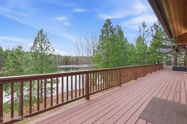 $775,000 | 418 Hanaford Road, Blanchard, ID 83804