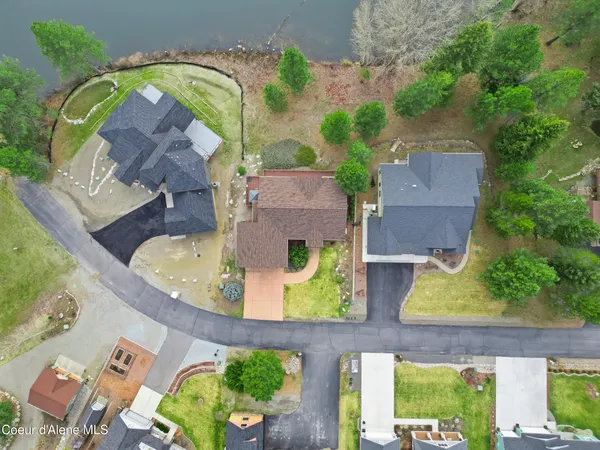 $775,000 | 418 Hanaford Road, Blanchard, ID 83804