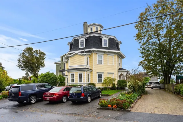 $1,450,000 | 6 Mt Vernon Street, Marblehead, MA 01945