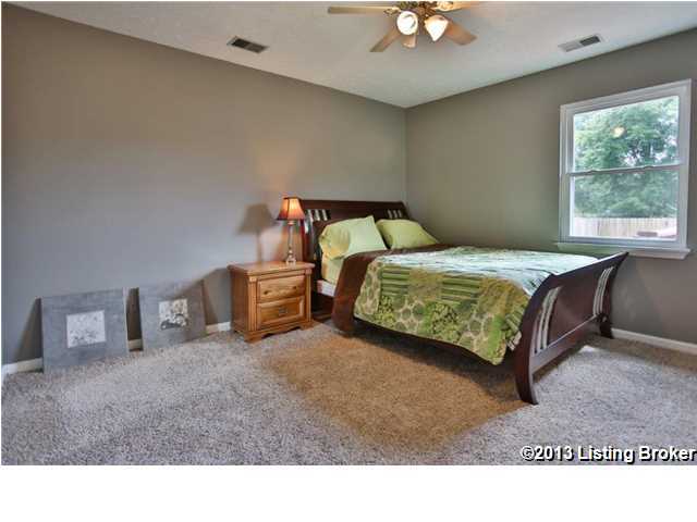 12401 Ridgemont Road Louisville, KY 40229 - Photo 11 of 24 Additional Photo