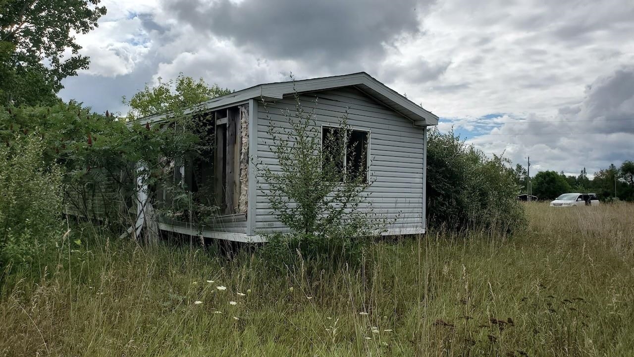 2791 East Remick Road Shepherd, MI 48883 - Photo 11 of 12