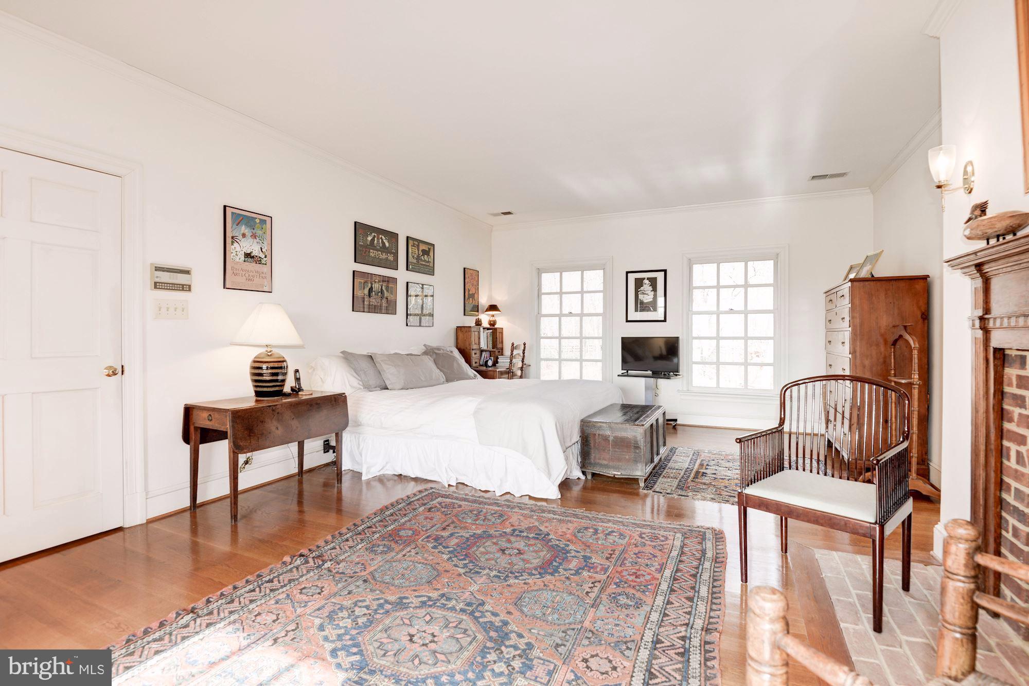 20252 Unison Road Round Hill, VA 20141 - Photo 23 of 44 Master Bedroom