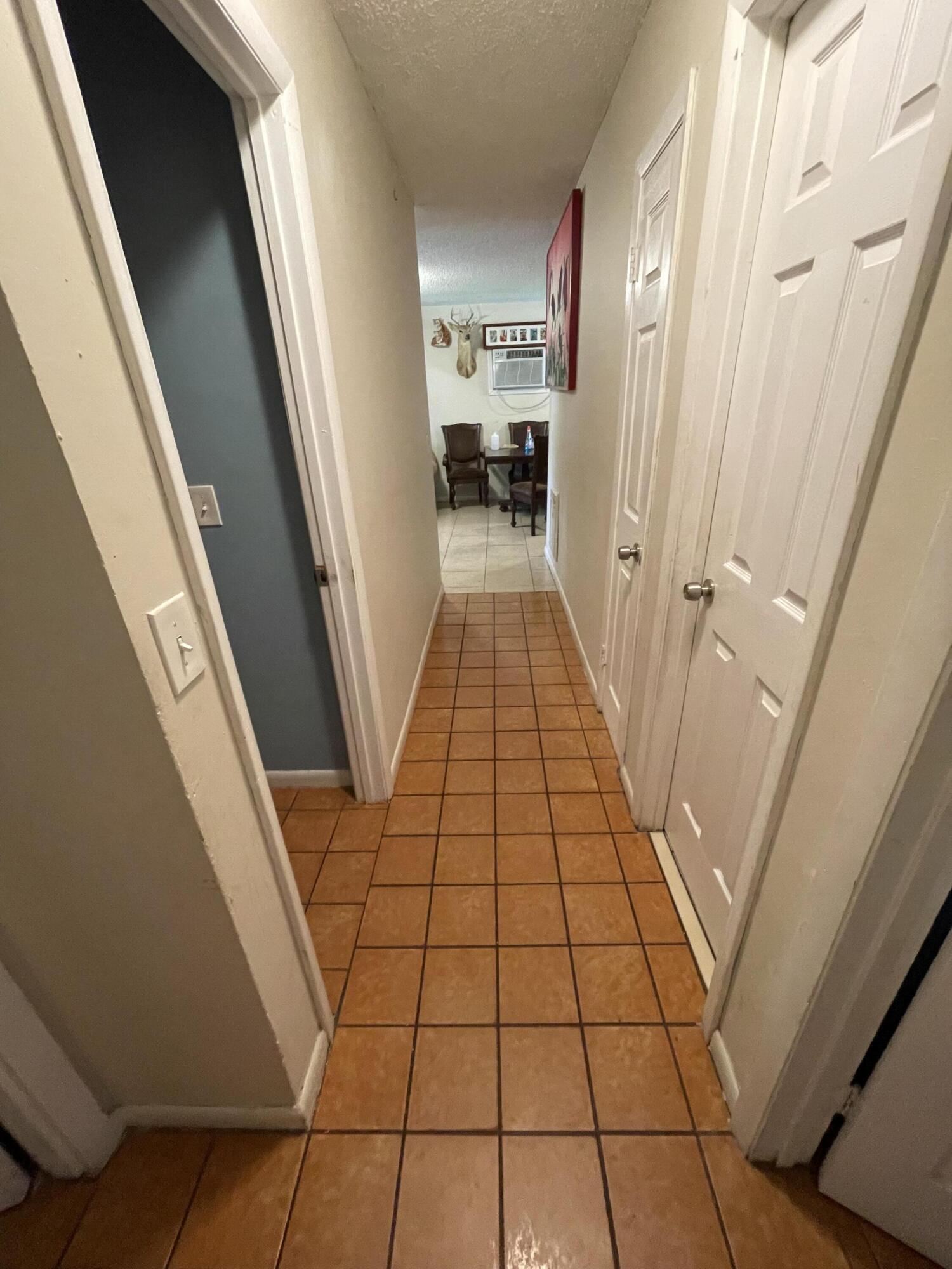 520 West Whitney Circle Jupiter, FL 33458 - Photo 12 of 20 A2D2CED6-4B6B-453B-A18F-CD46CF0CCFE2