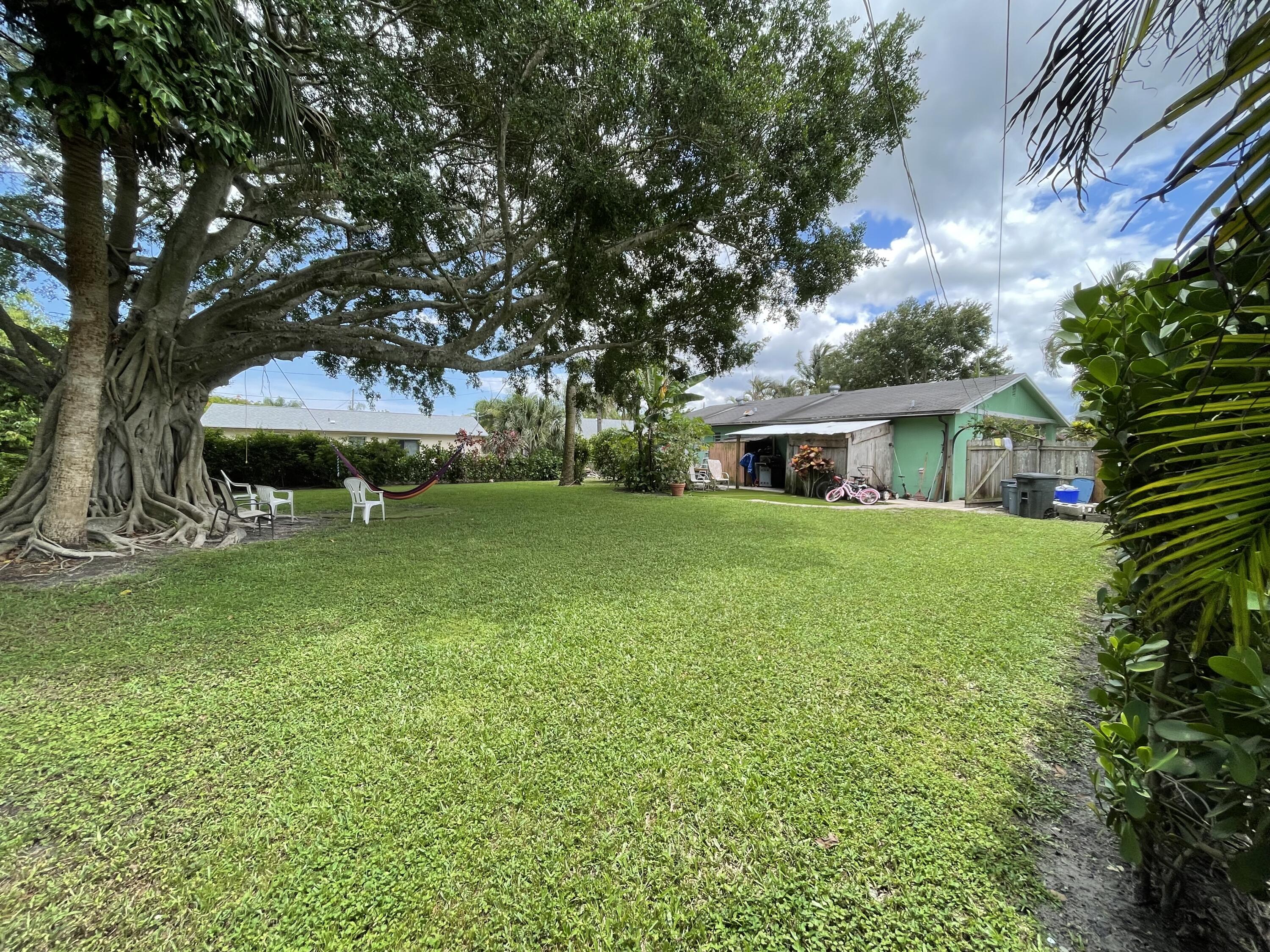 520 West Whitney Circle Jupiter, FL 33458 - Photo 6 of 20 721EDB3C-3339-4508-94FF-E92375DD1DBC