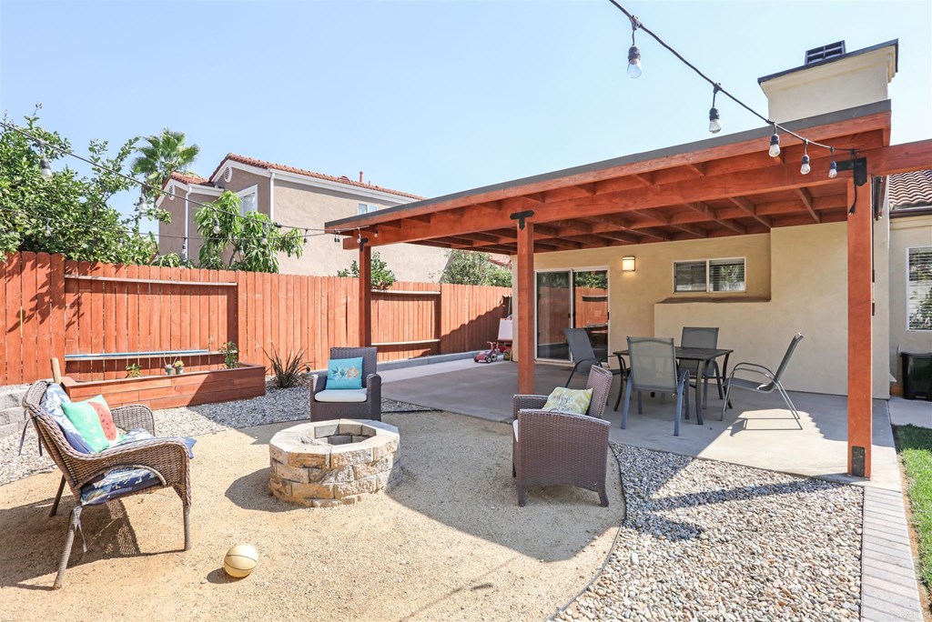 601 Iona Court Escondido, CA 92027 - Photo 4 of 26 Gallery Image 4