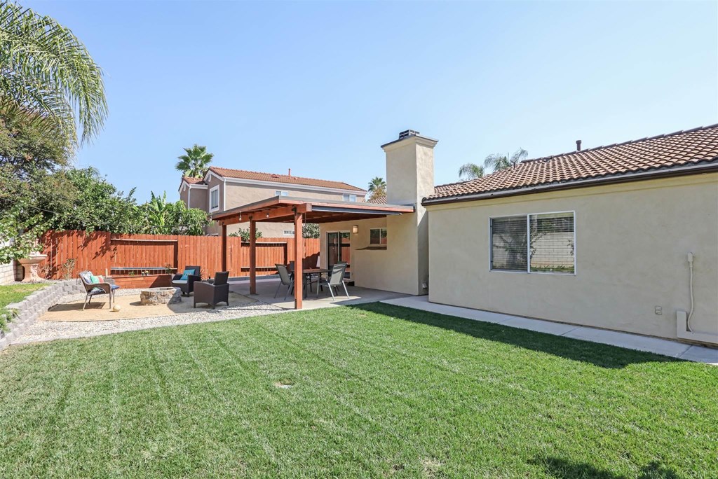 601 Iona Court Escondido, CA 92027 - Photo 5 of 26 Gallery Image 5