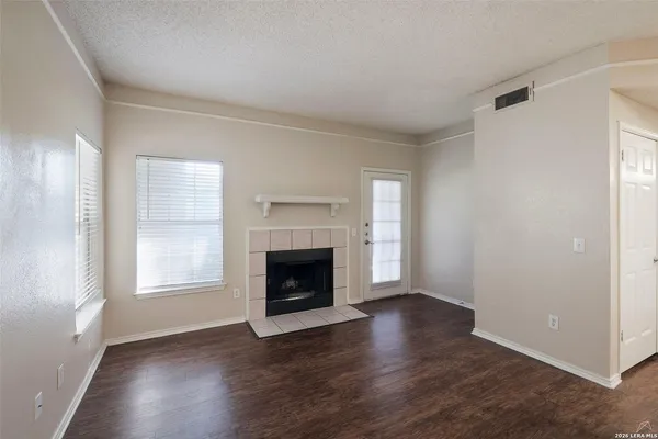 $986 | 11908 Anderson Mill, Unit 123, Austin, TX 78726