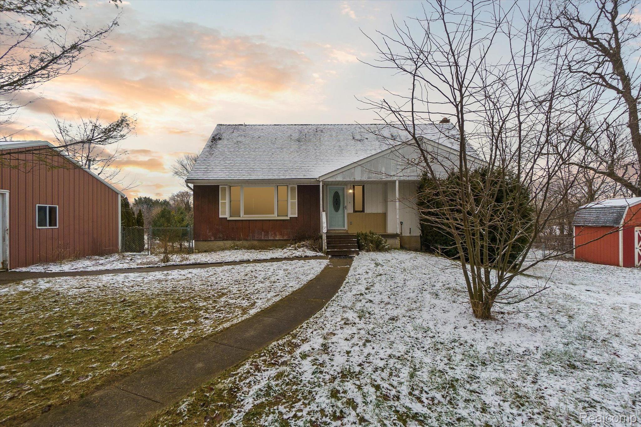 10392 West Sargent Road Fowlerville, MI 48836 - Photo 1 of 45 Gallery Image 1