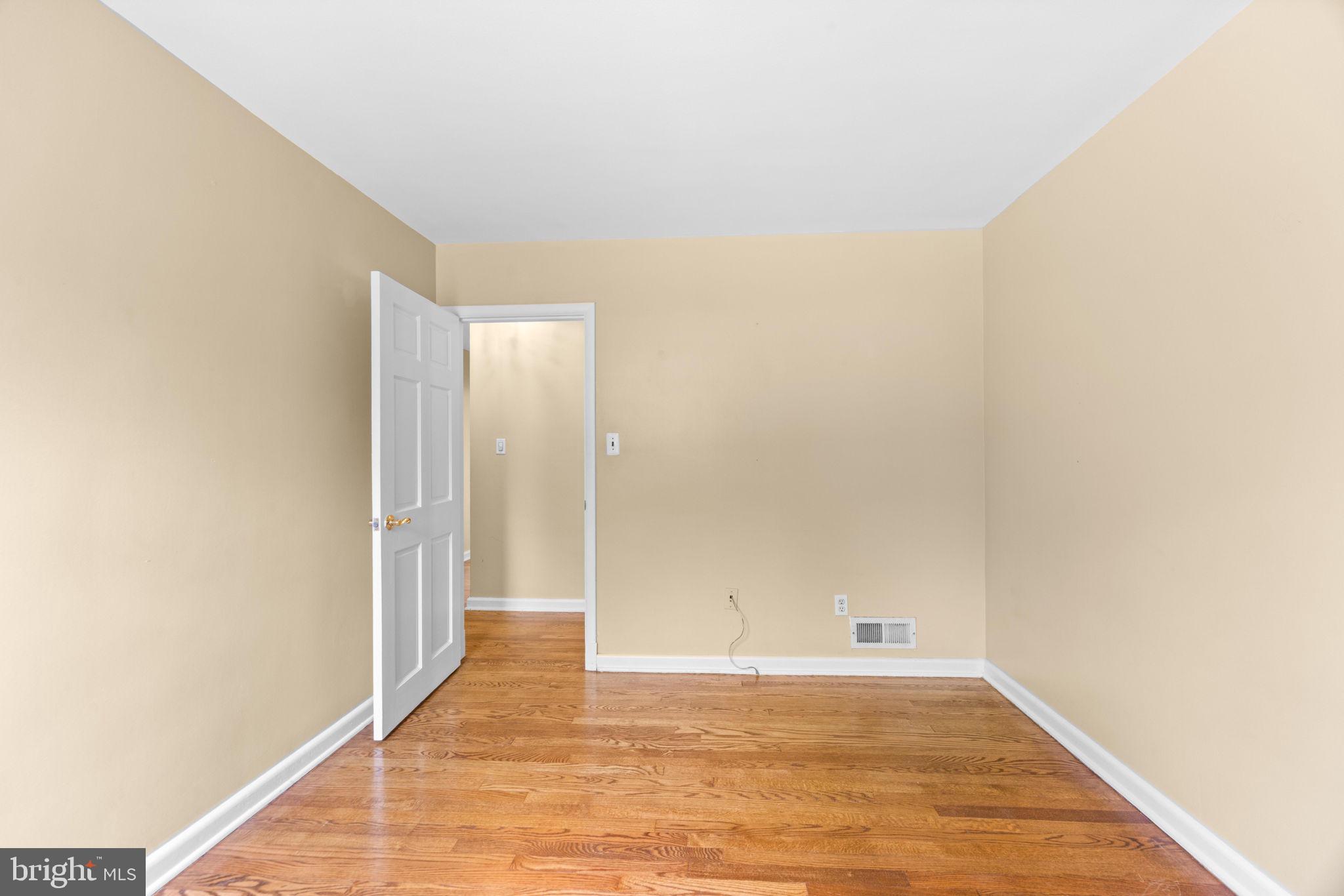 567 Brook Road Baltimore, MD 21286 - Photo 22 of 43 Gallery Image 22