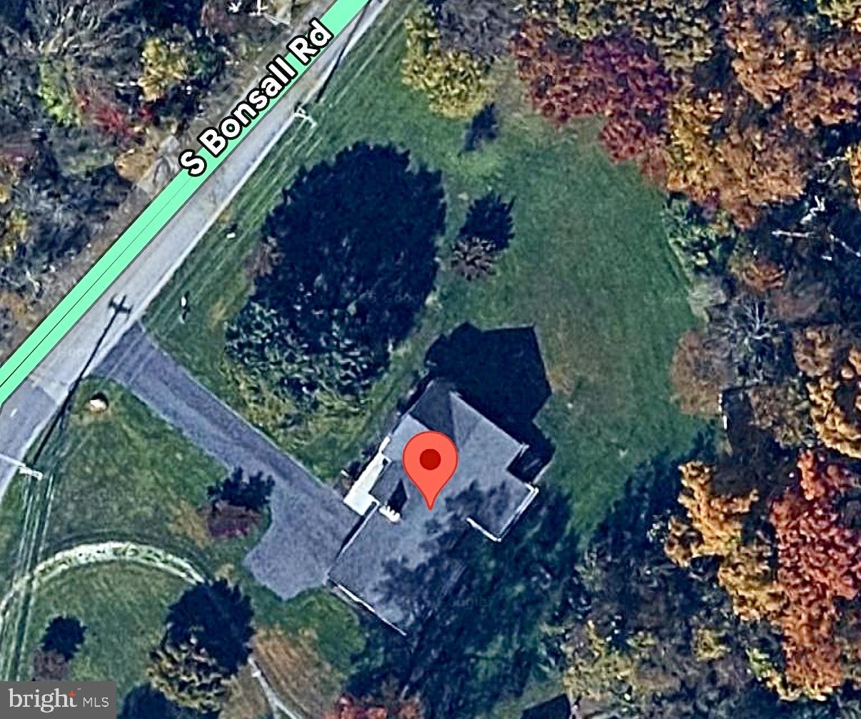 320 South Bonsall Road Coatesville, PA 19320 - Photo 4 of 36 an aerial view of a house