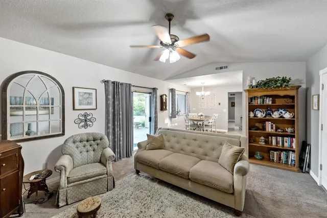 $460,000 | 1533 Sunnyside Avenue, Clovis, CA 93611