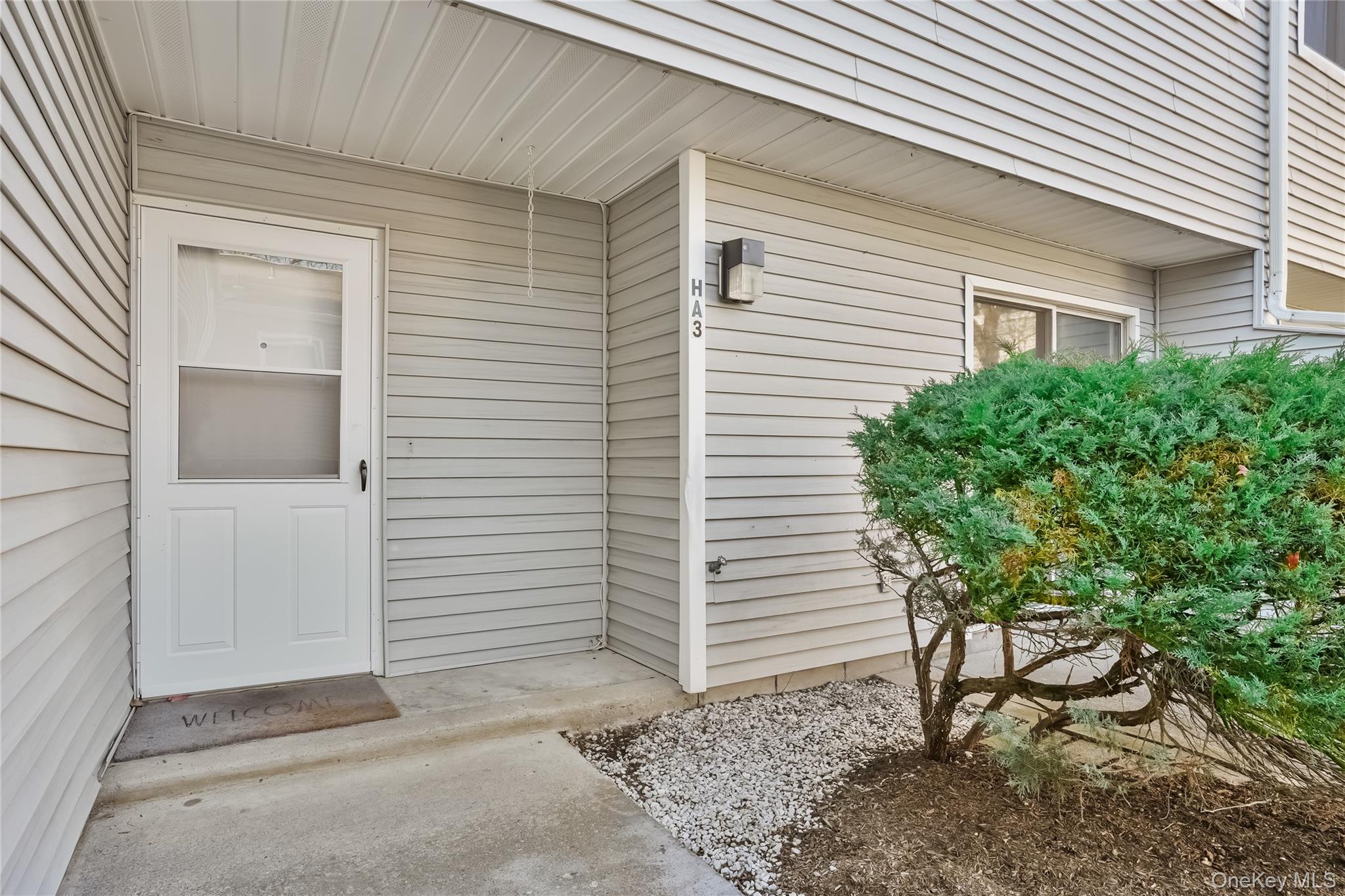 208 Harris Road, Unit HA3 Bedford, NY 10507 - Photo 3 of 41 Entrance to property