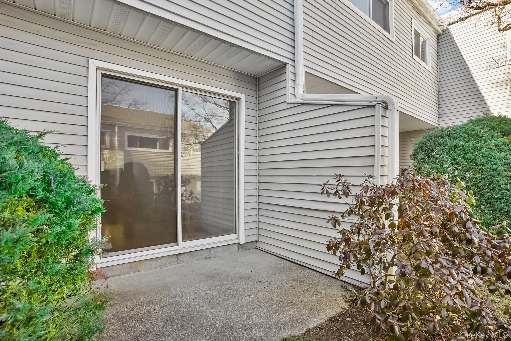 208 Harris Road, Unit HA3 Bedford, NY 10507 - Photo 5 of 41 Entrance to property with a patio